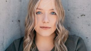 unexpectedly pregnant woman